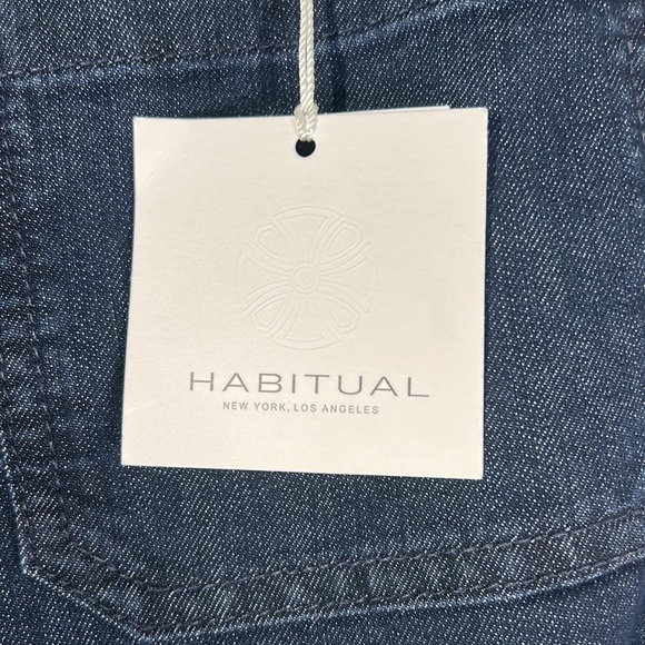 NWT Habitual Front Pocket Wide Leg Jeans in Size 25 - Picture 4 of 9
